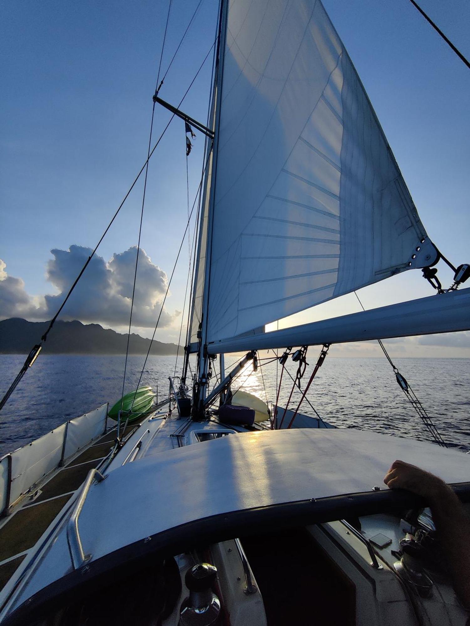 2 Nuits Insolites & 1 Excursion Voile A Bord Du Voilier Mori Ora Moorea Dış mekan fotoğraf
