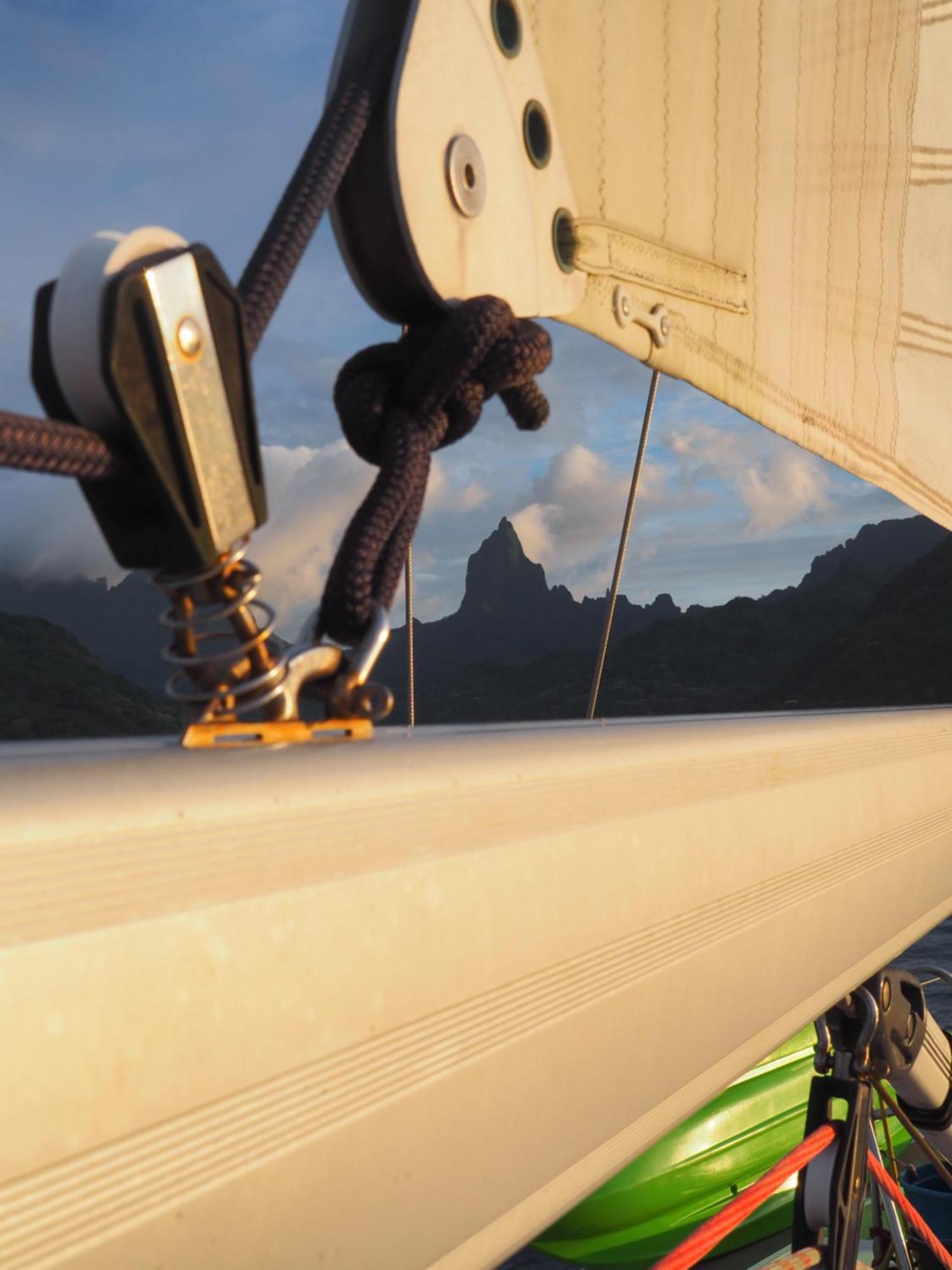 2 Nuits Insolites & 1 Excursion Voile A Bord Du Voilier Mori Ora Moorea Dış mekan fotoğraf